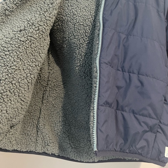 REVERSIBLE PUFFER BY J CREW - Picture 5 of 7